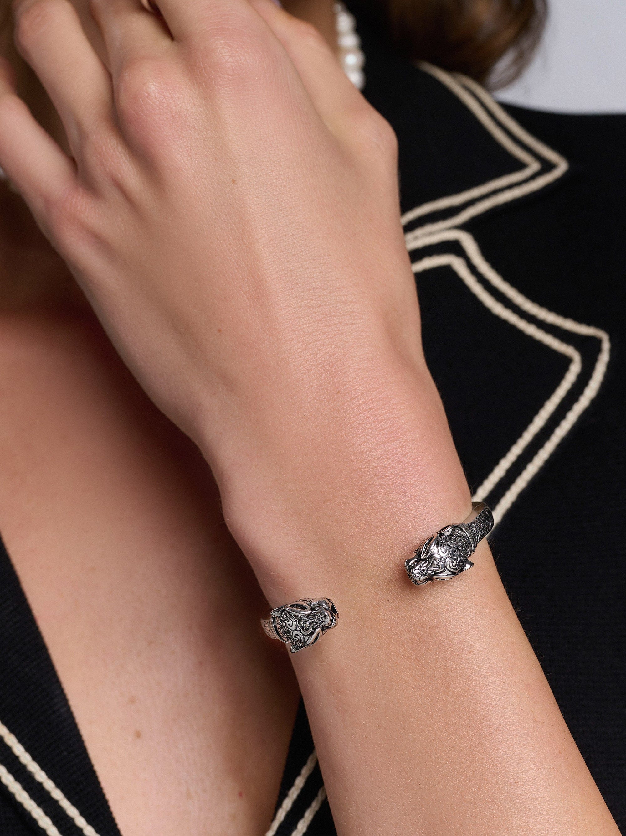 Nialaya Women's Bangle Women's Panther Bangle in Silver Women's Panther Bangle in Silver