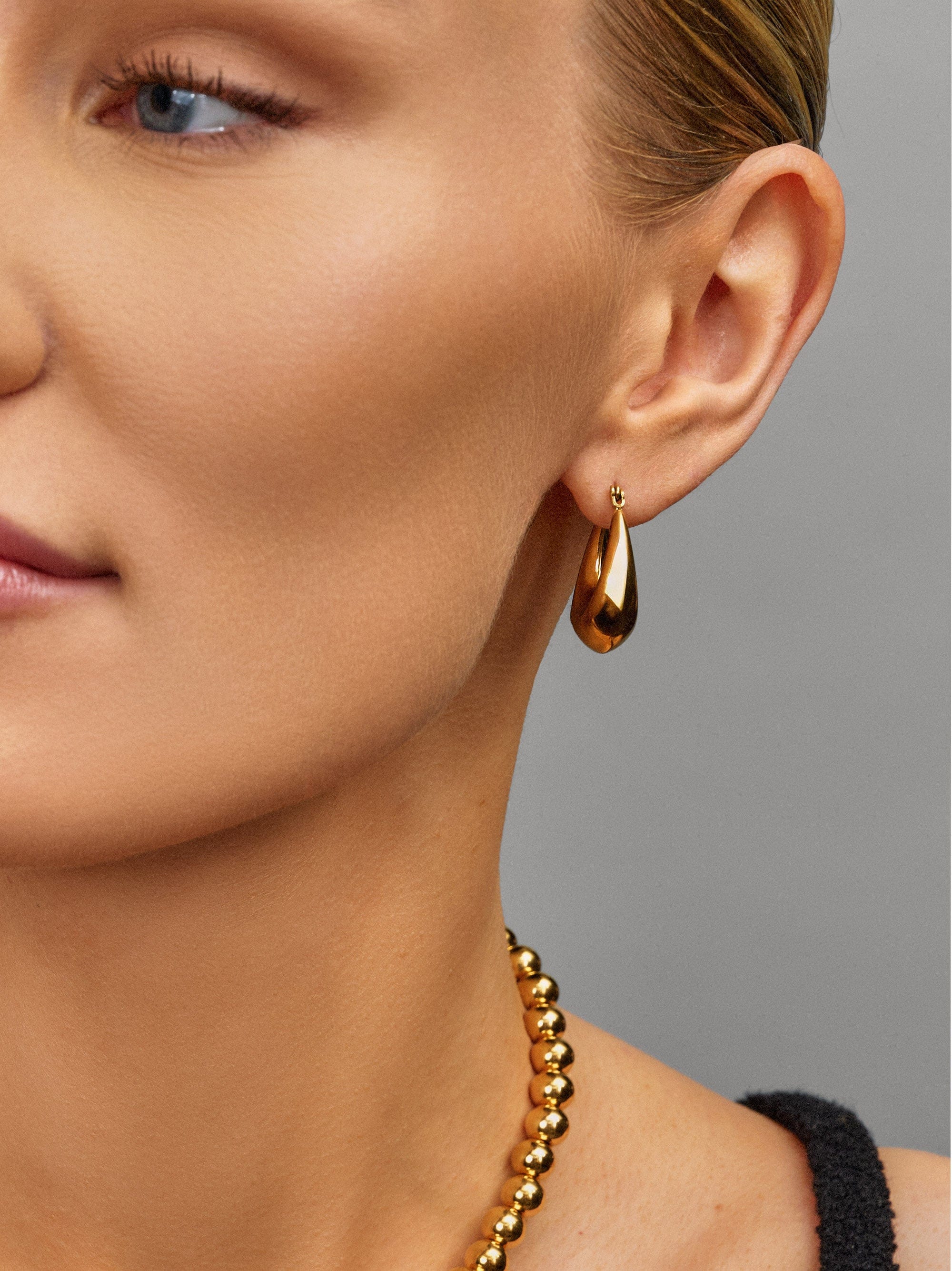 Nialaya Women's Earrings Clasp Hoop Earrings Clasp Hoop Earrings WEAR_063