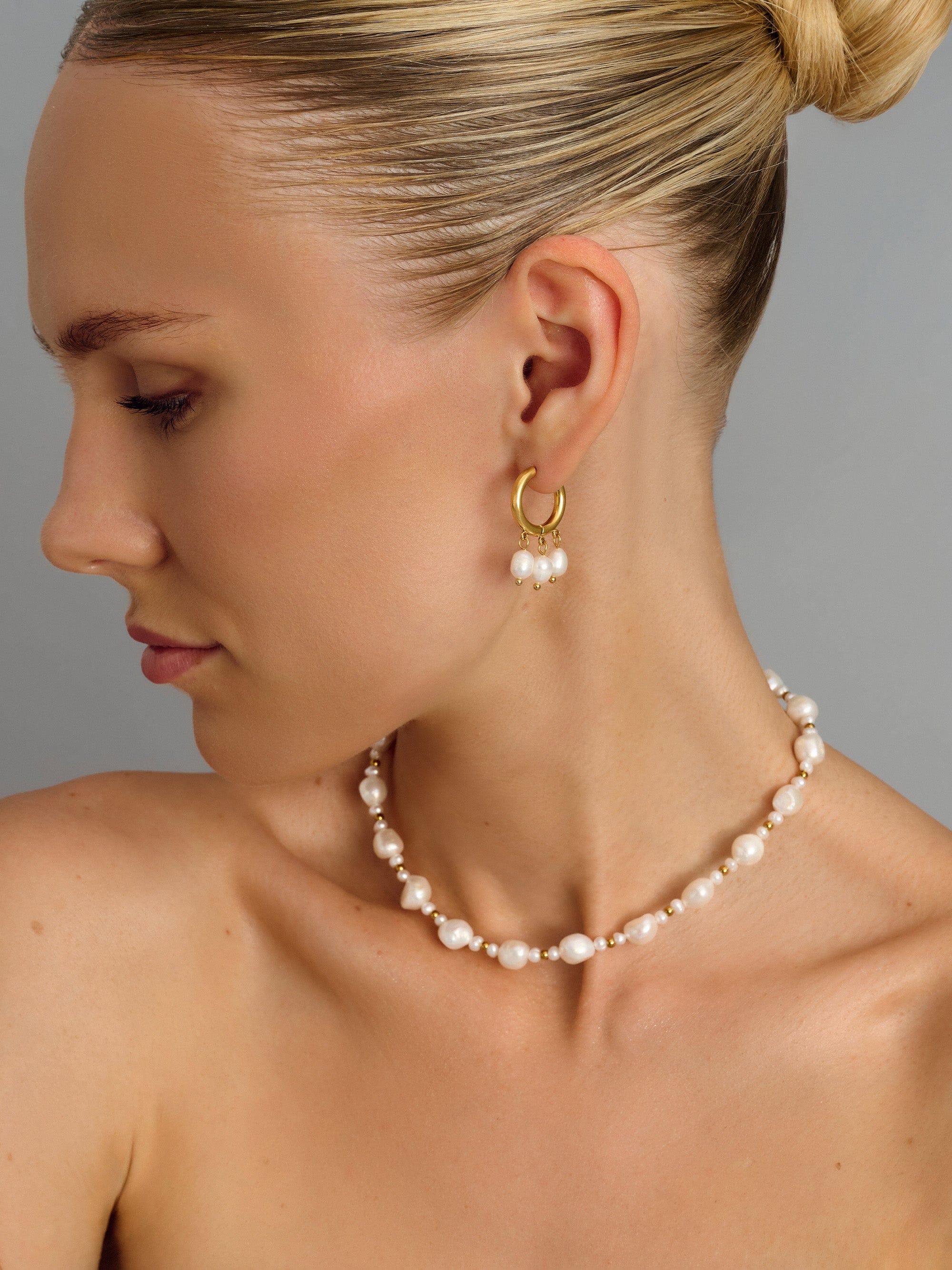 Nialaya Women's Earrings Triple Drop Pearl Hoops in Gold Triple Drop Pearl Hoops in Gold WEAR_072