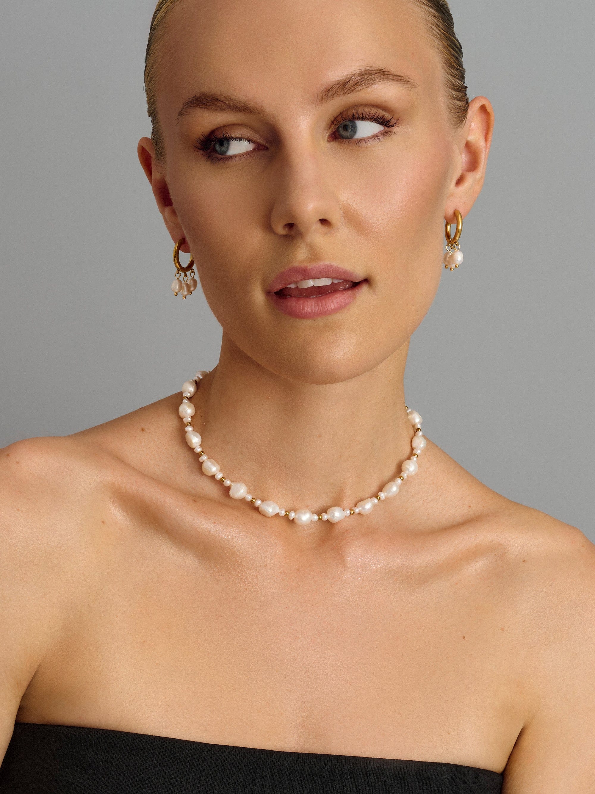 Nialaya Women's Earrings Triple Drop Pearl Hoops in Gold Triple Drop Pearl Hoops in Gold WEAR_072