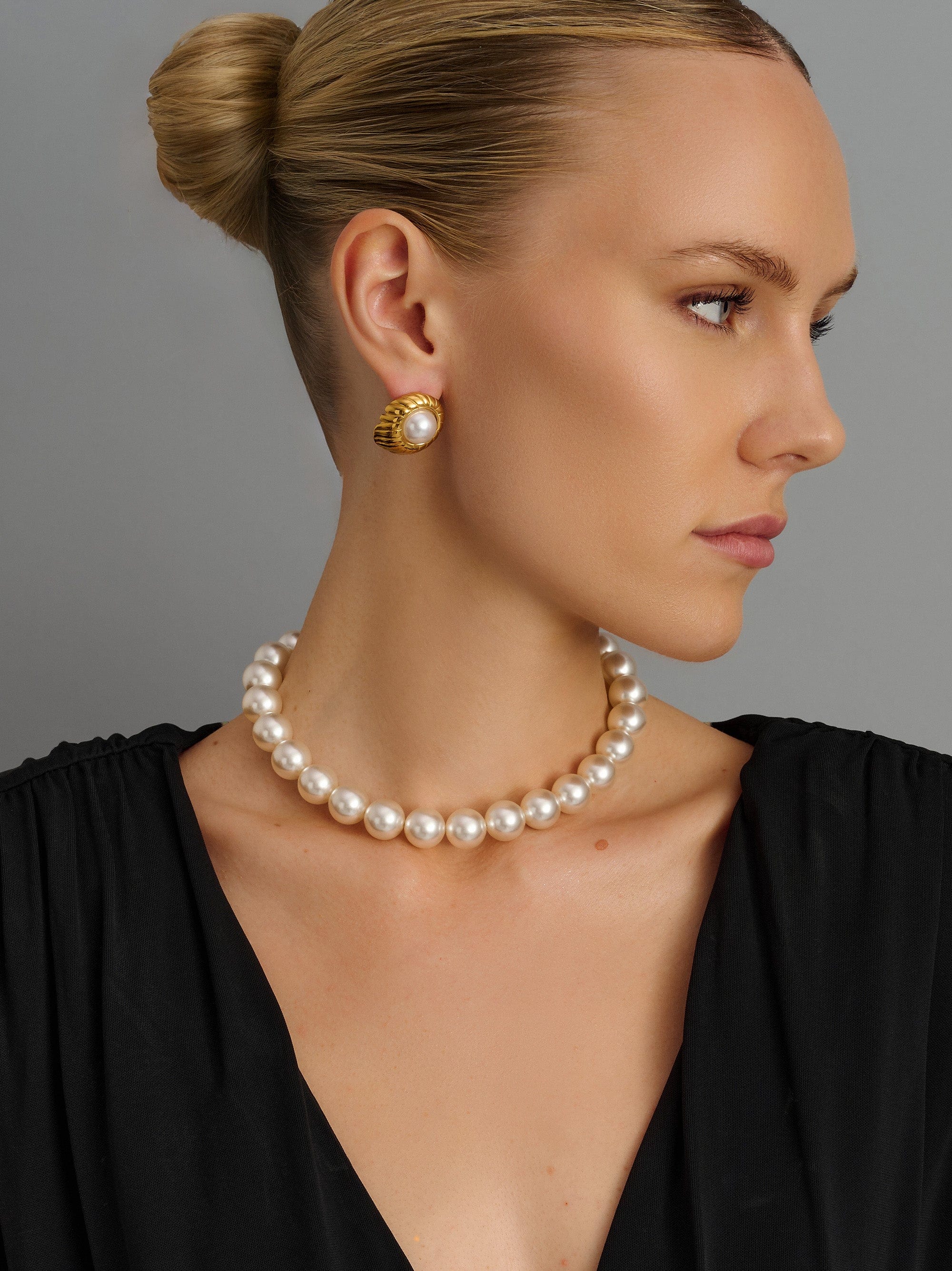 Nialaya Women's Necklace Chunky Pearl Choker Chunky Pearl Choker 15 Inches / 38.1 cm WNECK_322