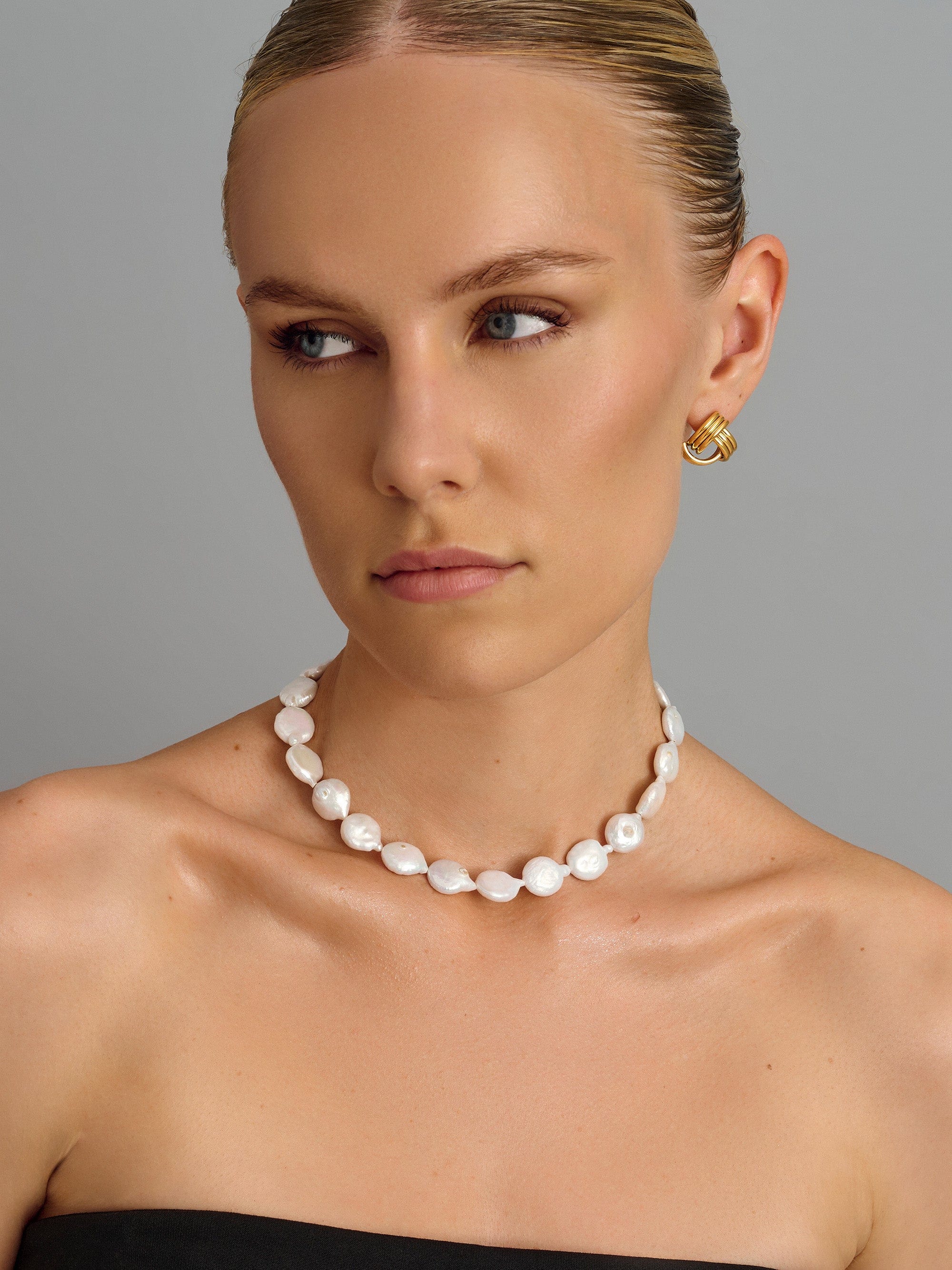 Nialaya Women's Necklace Como Flat Pearl Choker Como Flat Pearl Choker 15 Inches / 38.1 cm WNECK_309