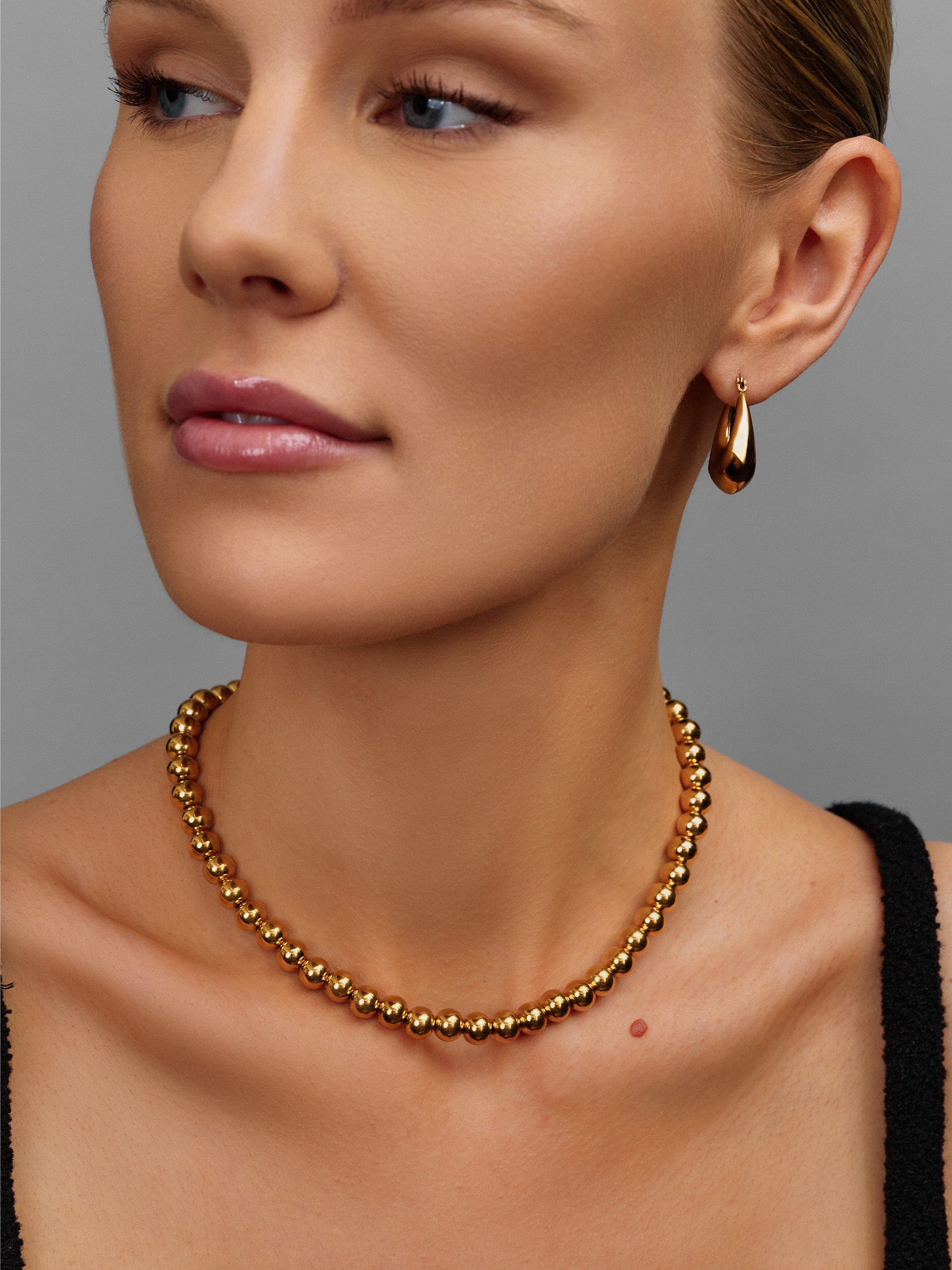 Nialaya Women's Necklace Gold Glow Beaded Choker Gold Glow Beaded Choker 15 Inches / 38.1 cm WNECK_296