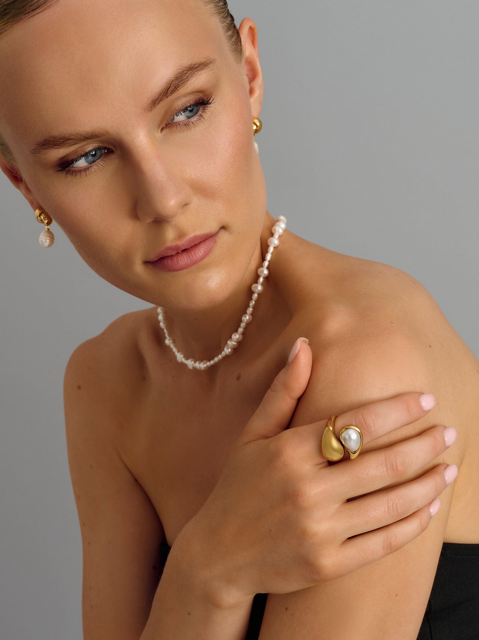 Nialaya Women's Ring Cuff Ring with Pearl in Gold Cuff Ring with Pearl in Gold One Size WRING_084