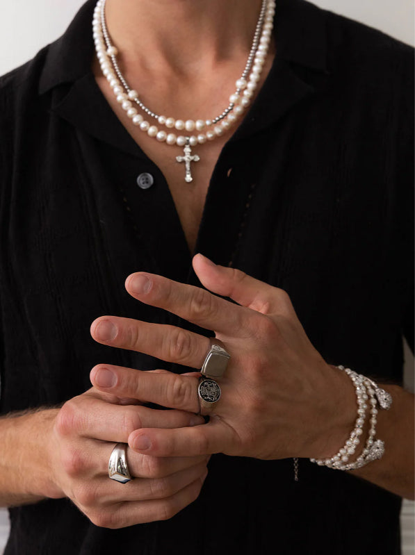 The Rise of Pearl Bracelets and Jewelry as a Fashion Statement for Men
