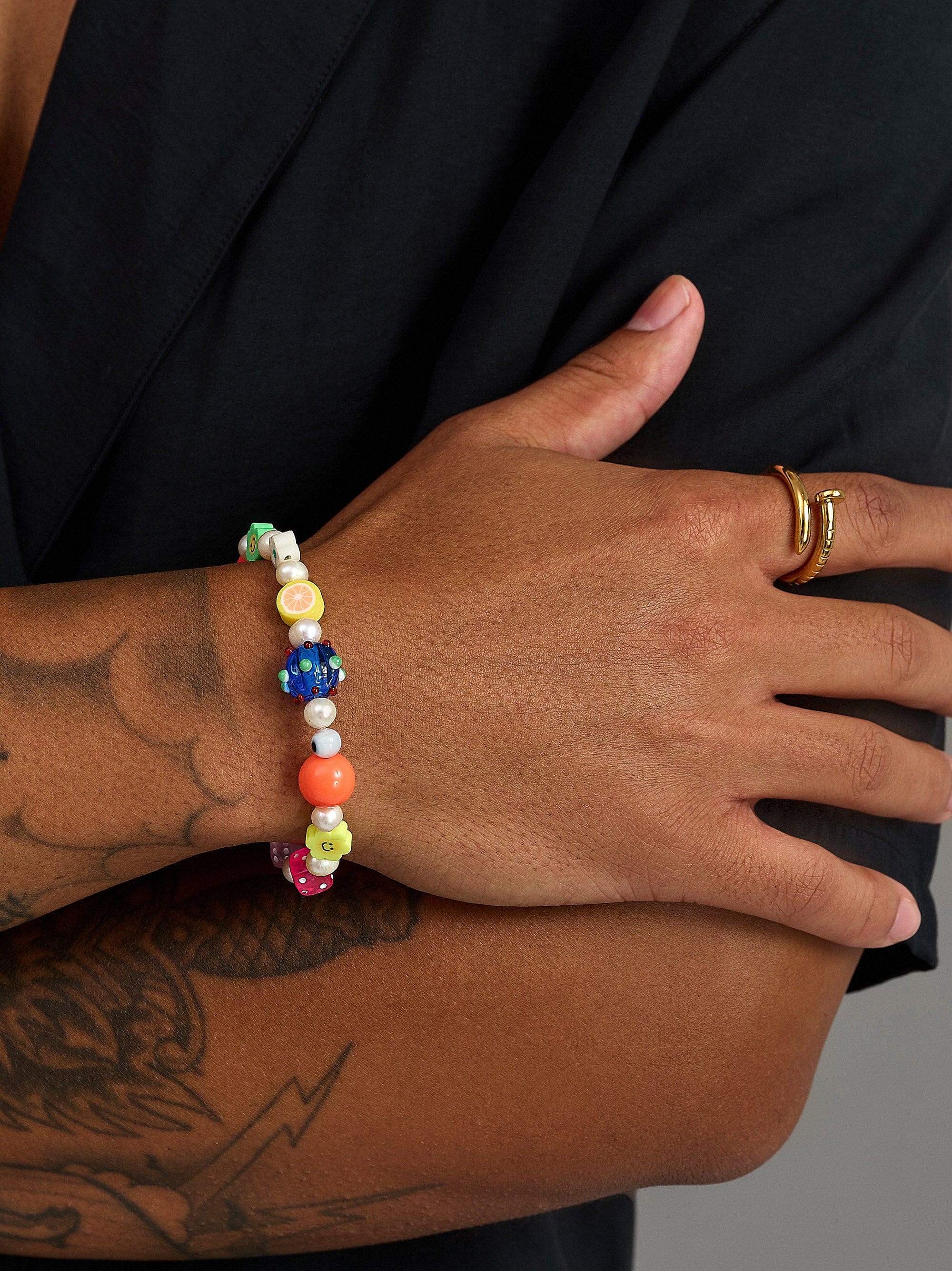 Nialaya Men's Beaded Bracelet Men's Berry Pearl Bracelet with Assorted Beads Men's Berry Pearl Bracelet with Assorted Beads