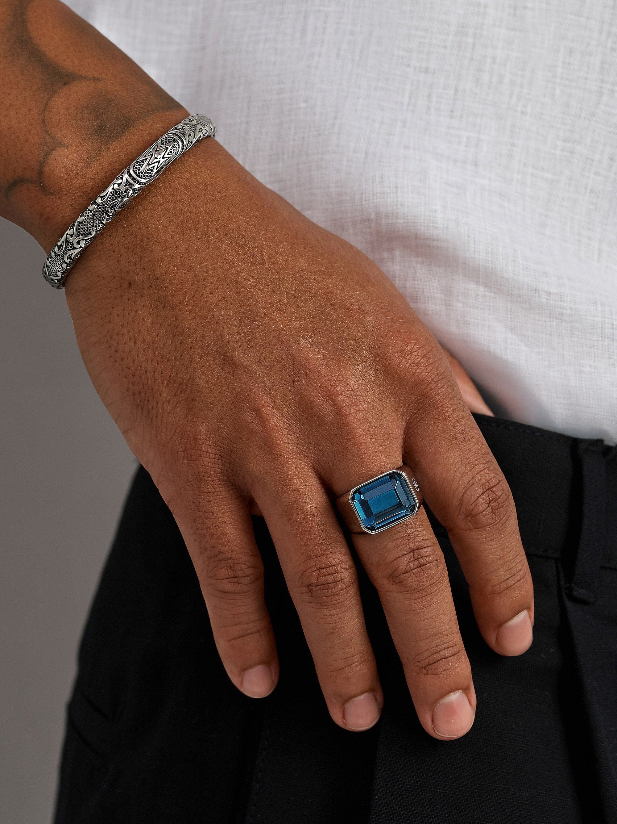 Nialaya Men's Ring Blue Zircon Signet Ring in Silver Blue Zircon Signet Ring in Silver