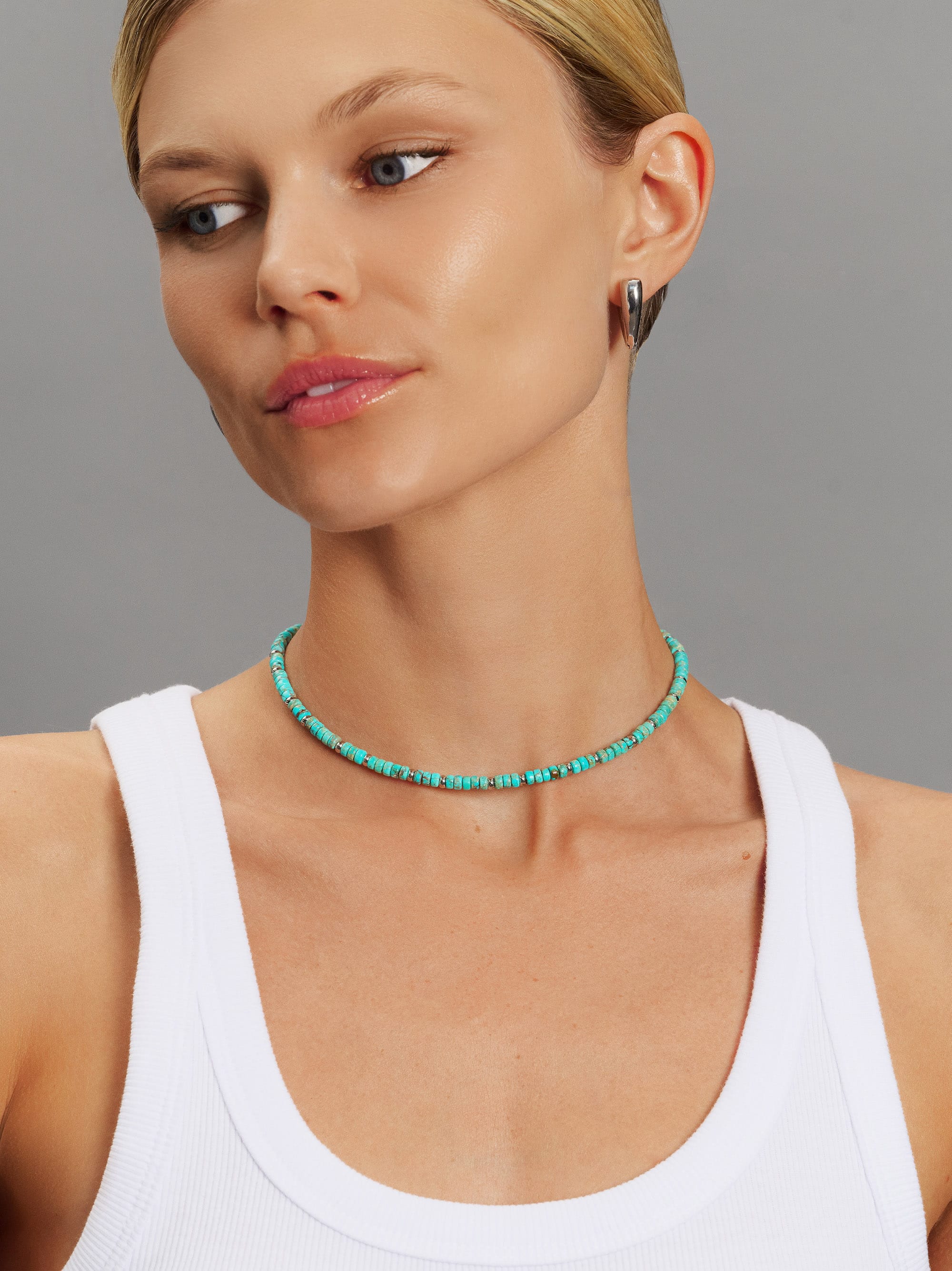 Nialaya Women's Necklace Heishi Turquoise Choker with Silver Heishi Turquoise Choker with Silver 15 Inches / 38.1 cm WNECK_298